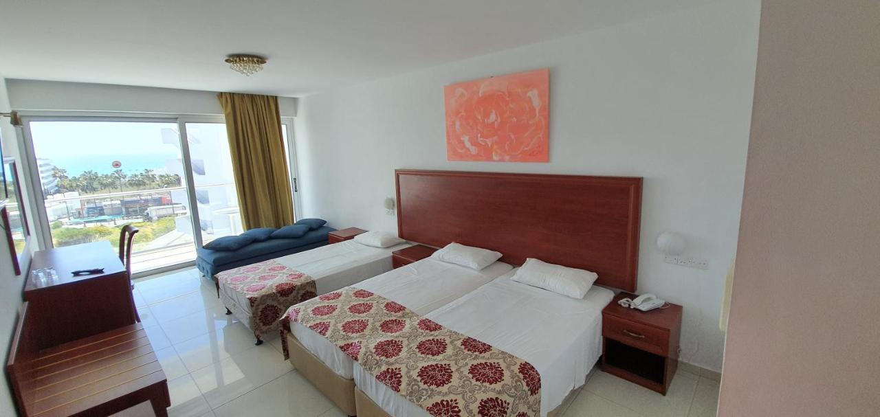 Corfu Hotel Ayia Napa Bagian luar foto