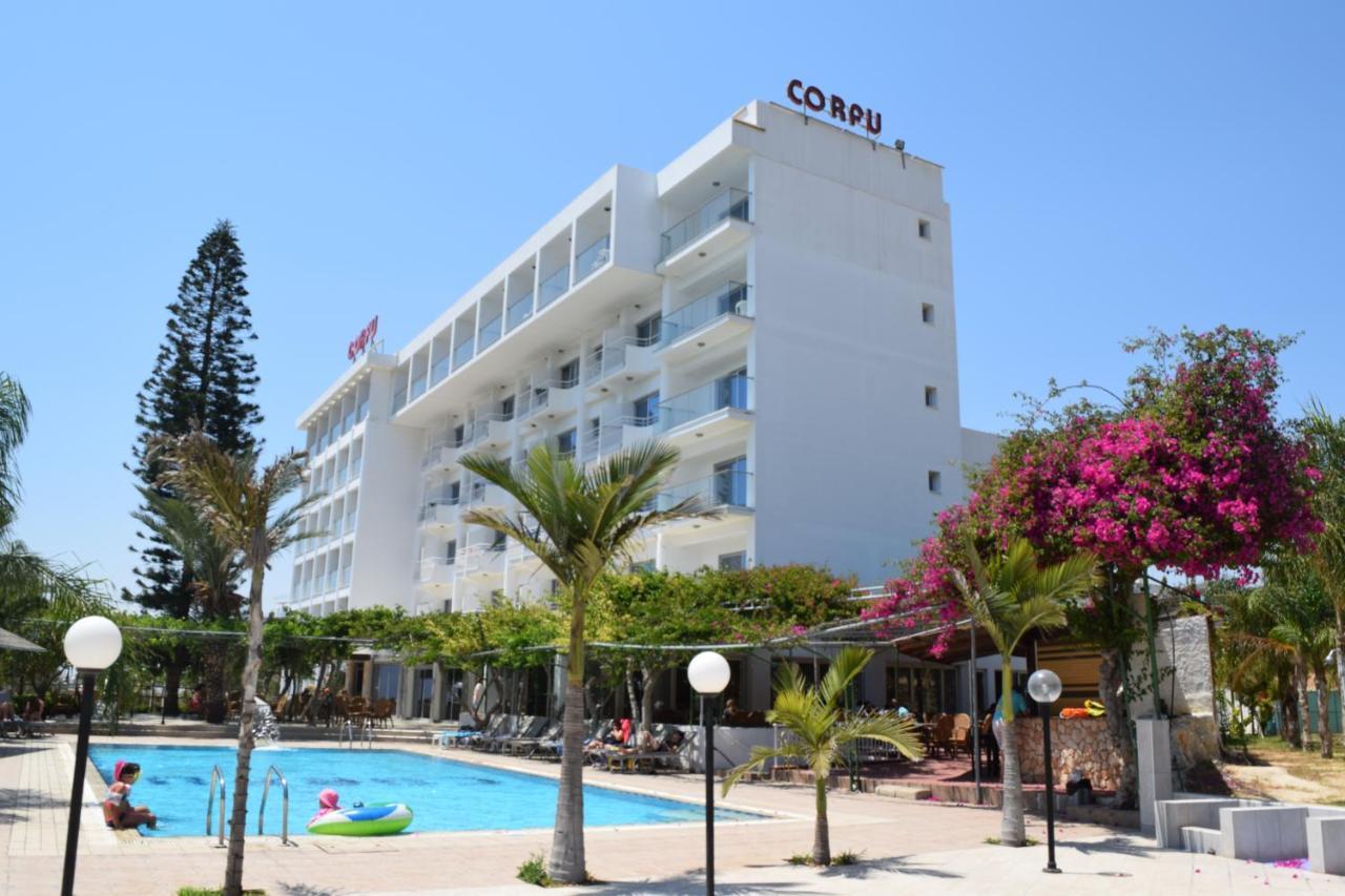 Corfu Hotel Ayia Napa Bagian luar foto