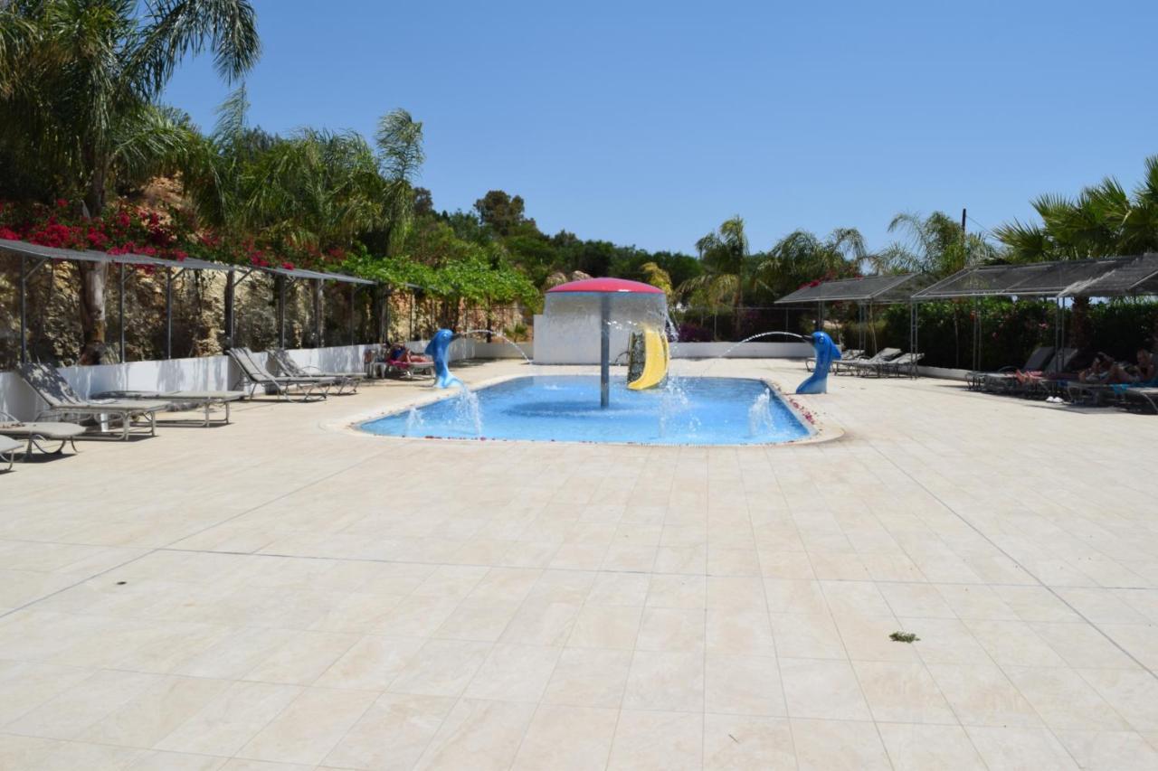 Corfu Hotel Ayia Napa Bagian luar foto