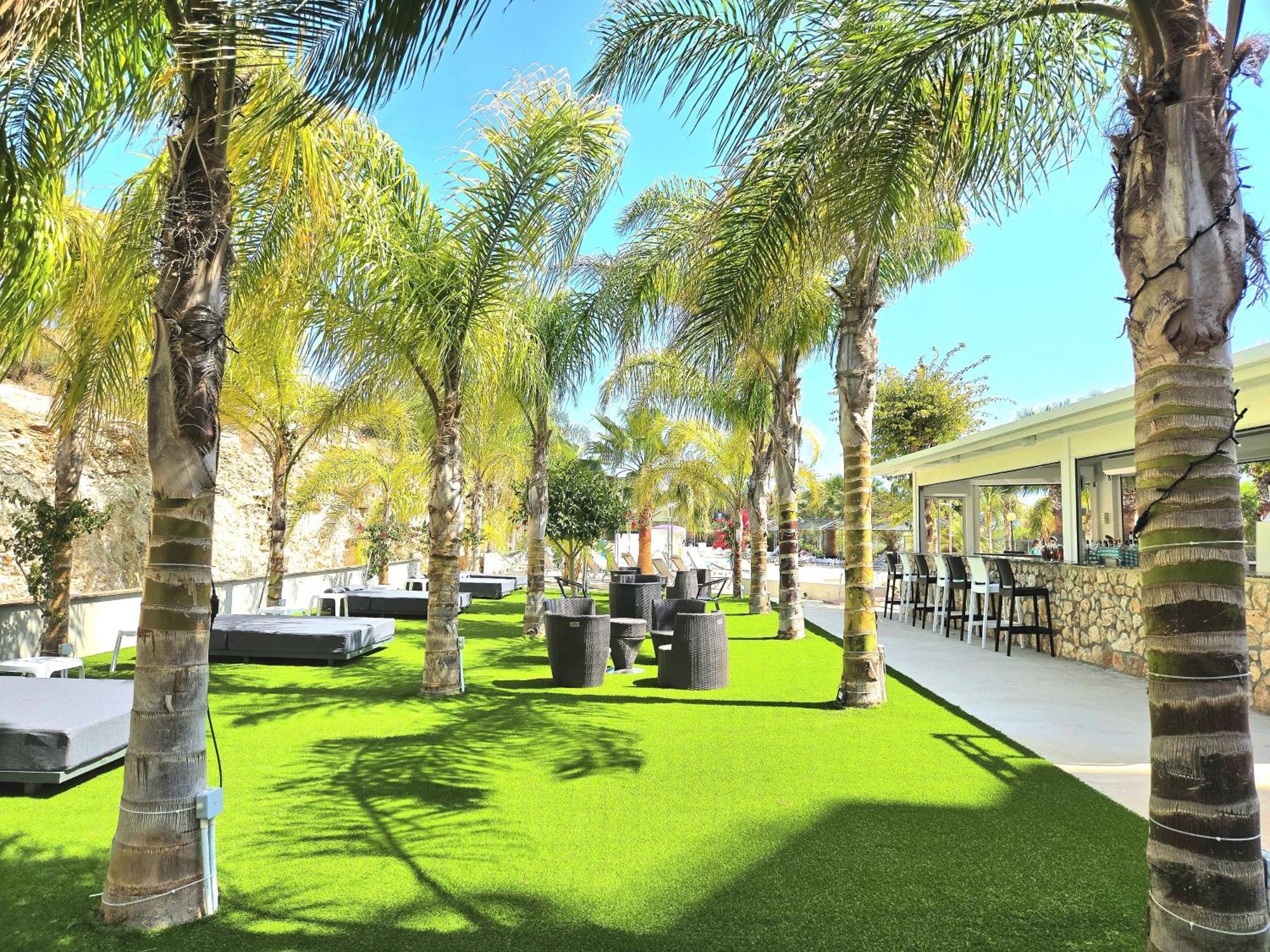 Corfu Hotel Ayia Napa Bagian luar foto