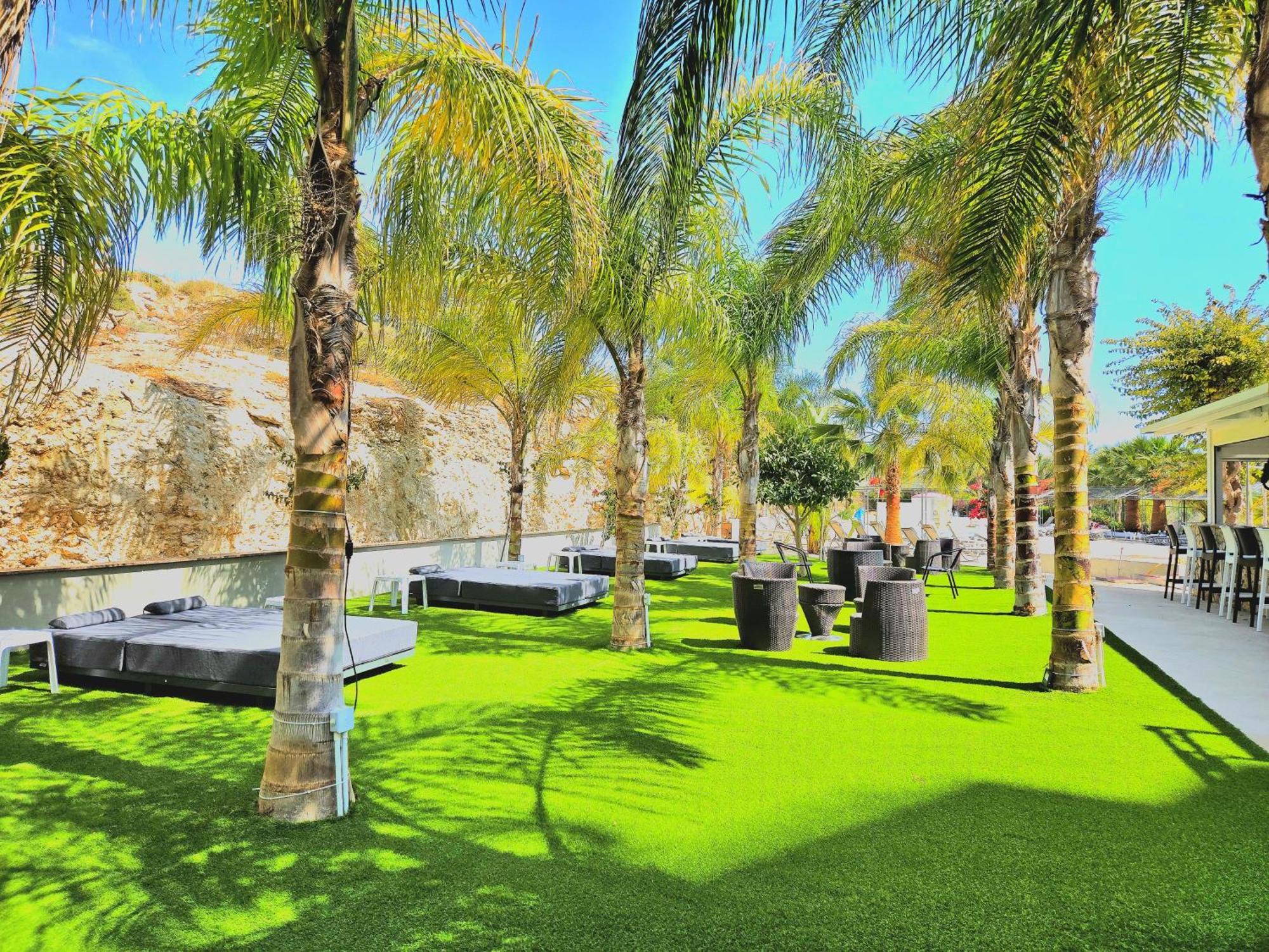 Corfu Hotel Ayia Napa Bagian luar foto