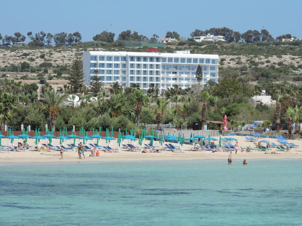 Corfu Hotel Ayia Napa Bagian luar foto