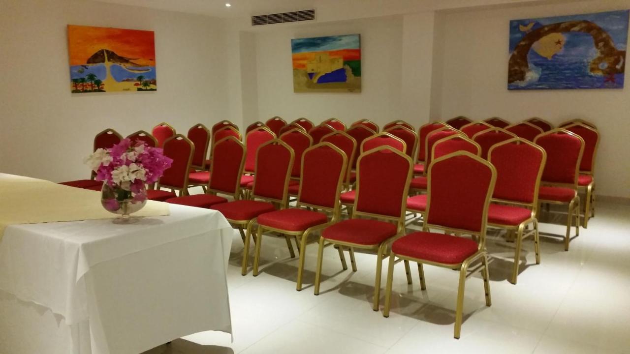 Corfu Hotel Ayia Napa Bagian luar foto
